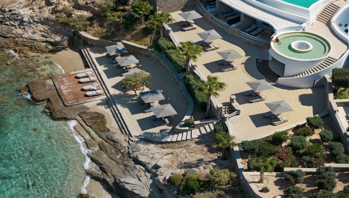 Anax Resort and Spa