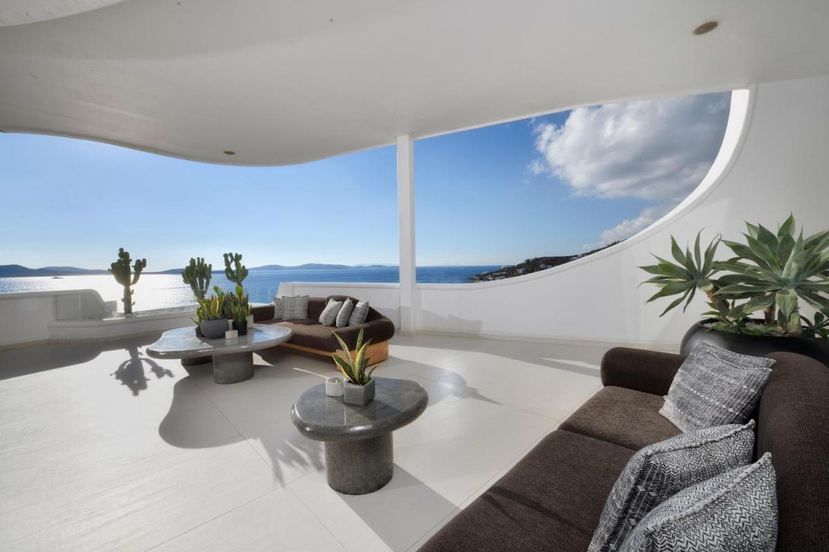 Anax Resort and Spa