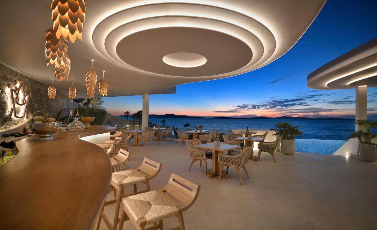 Anax Resort and Spa