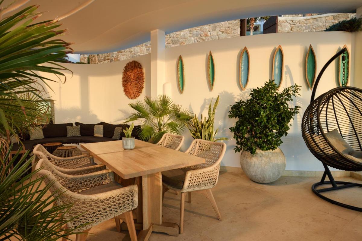 Anax Resort and Spa