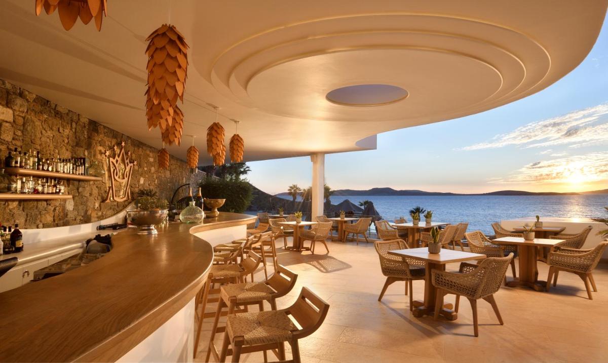 Anax Resort and Spa