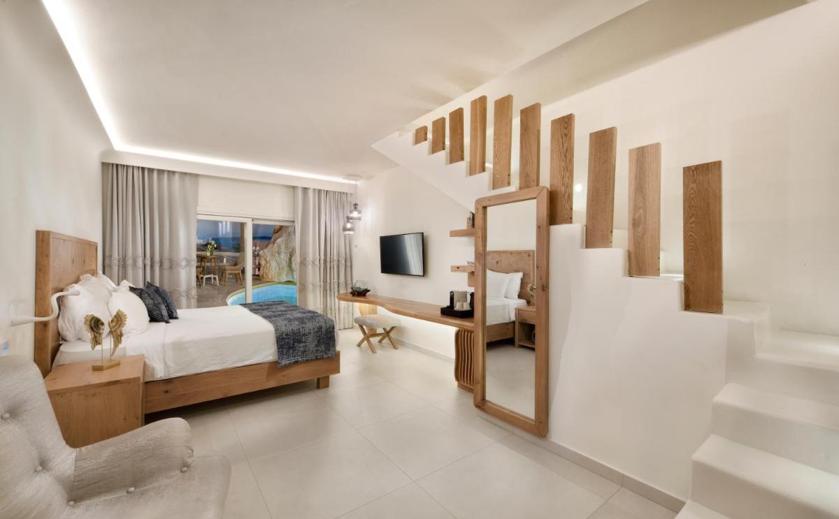 Anax Resort and Spa