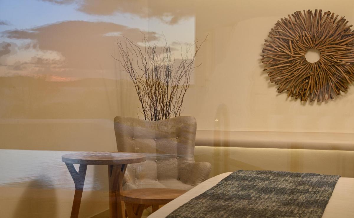 Anax Resort and Spa