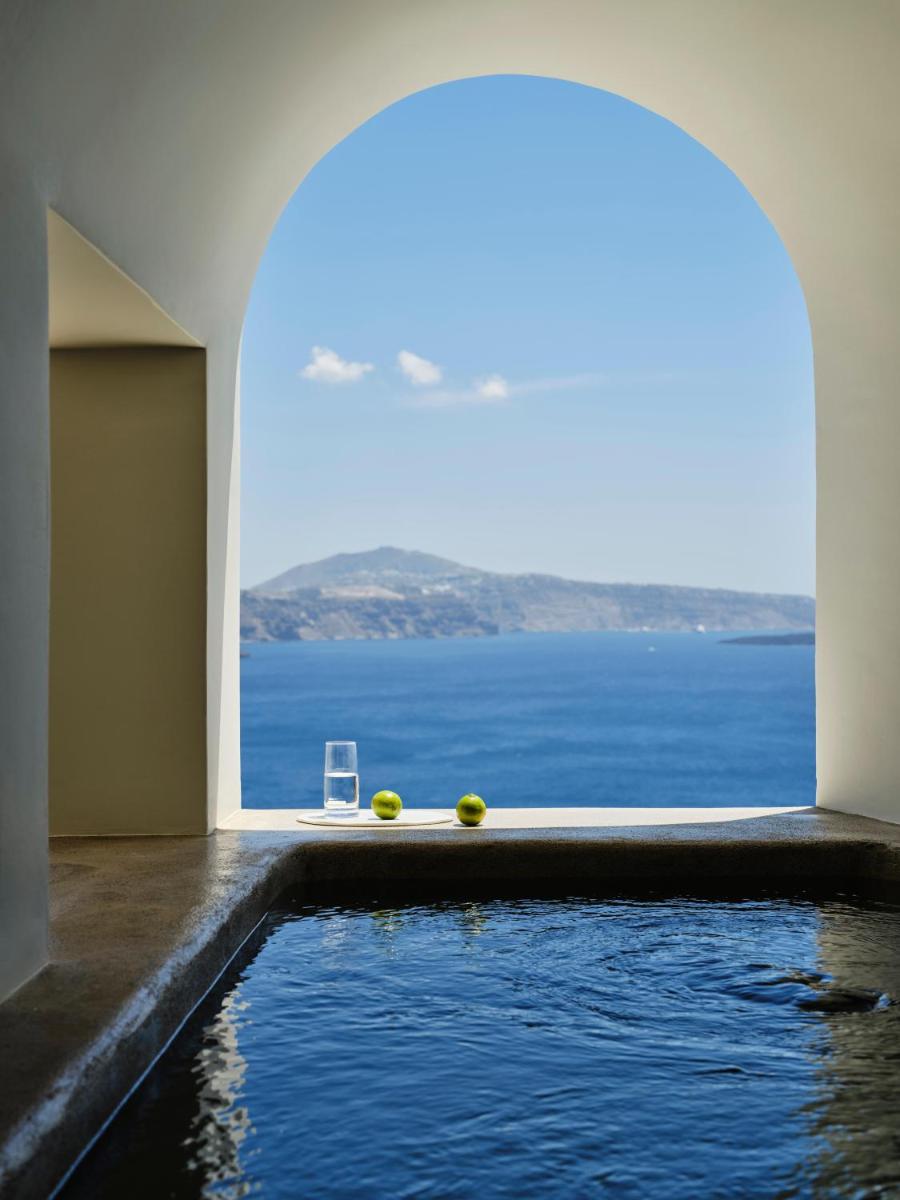 Andronis Luxury Suites