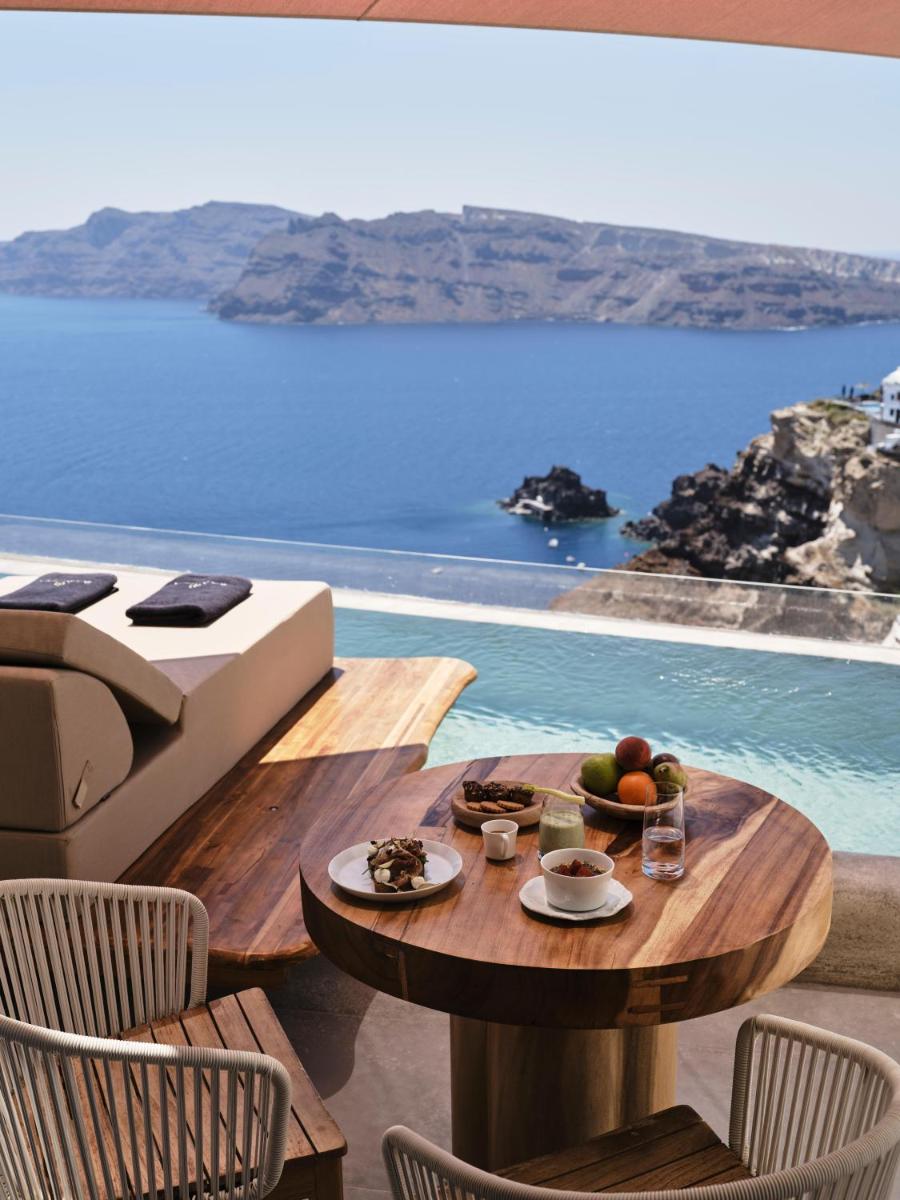 Andronis Luxury Suites