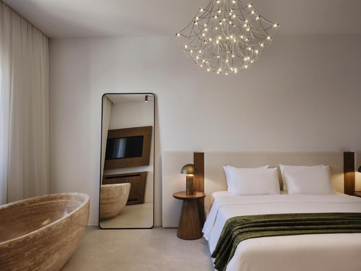 Andronis Luxury Suites