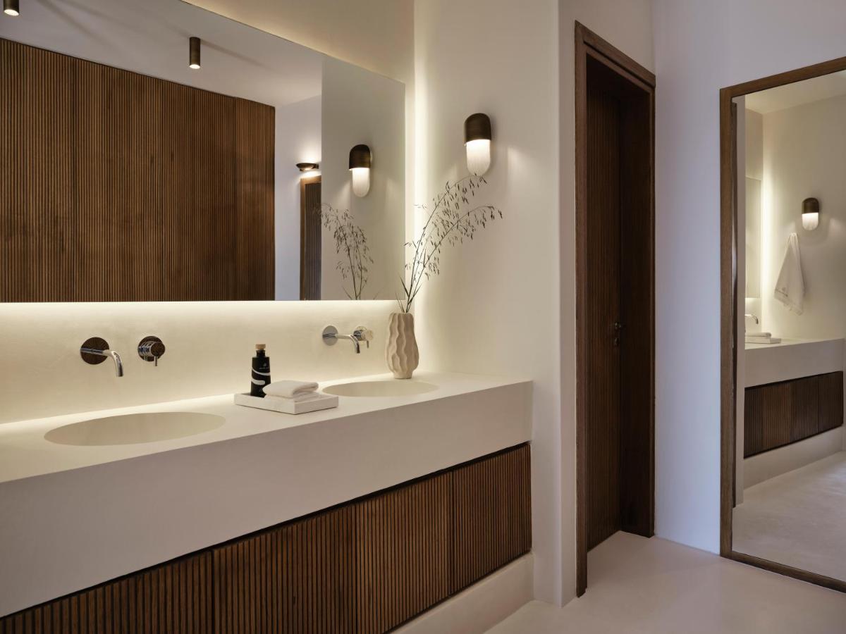 Andronis Luxury Suites