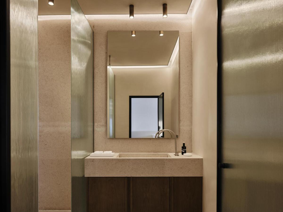 Andronis Luxury Suites