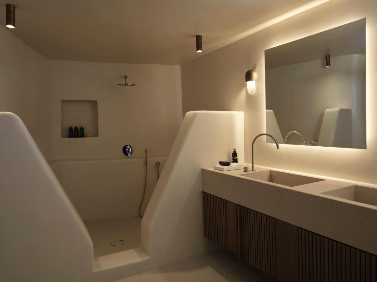 Andronis Luxury Suites