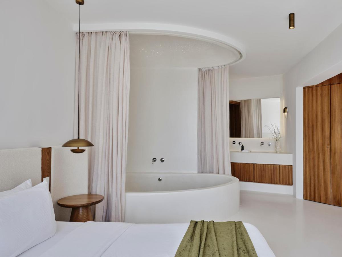 Andronis Luxury Suites