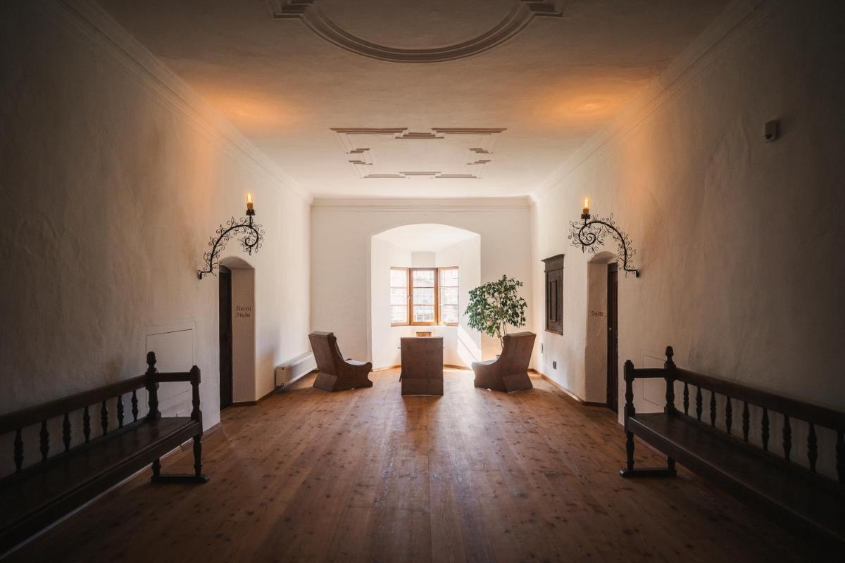 Ansitz Heufler by Norbert Niederkofler