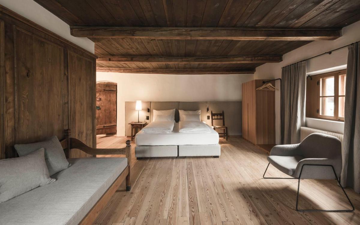 Ansitz Heufler by Norbert Niederkofler