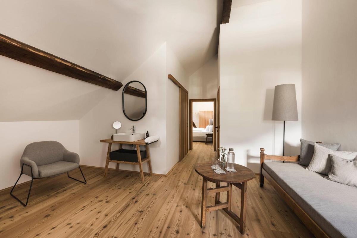 Ansitz Heufler by Norbert Niederkofler