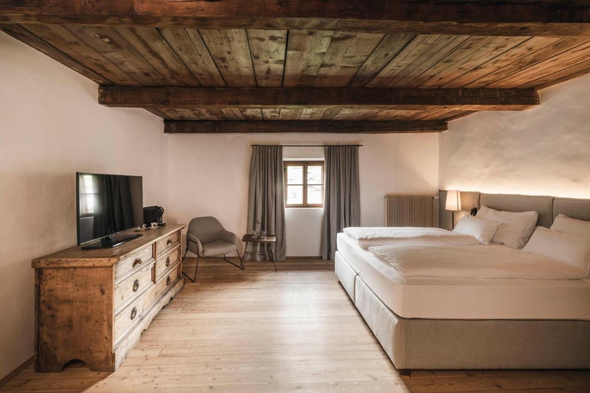 Ansitz Heufler by Norbert Niederkofler