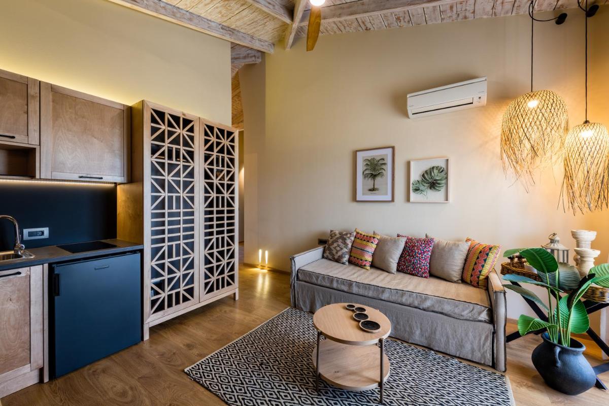 Anthemion Suites and Villas