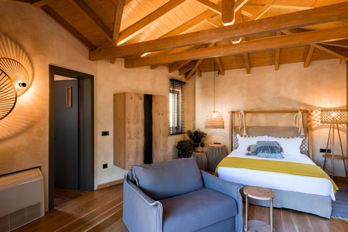 Anthemion Suites and Villas