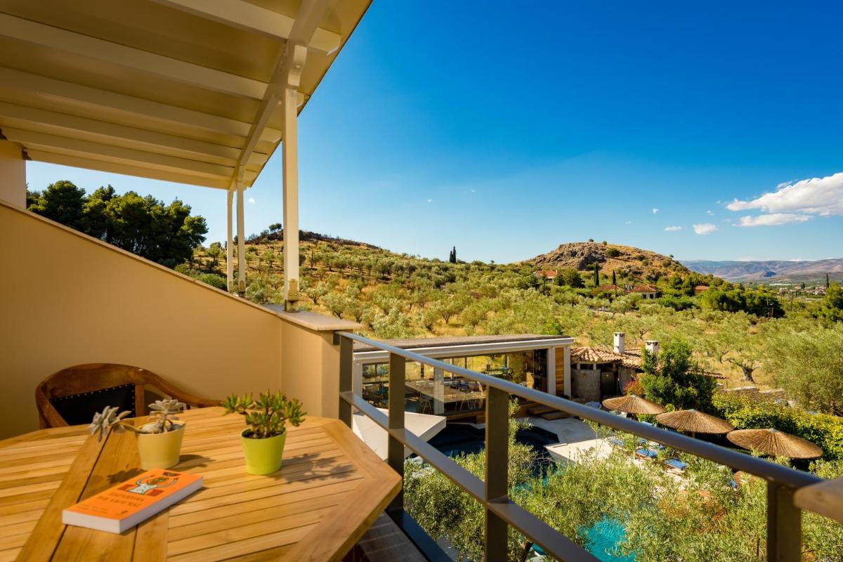 Anthemion Suites and Villas