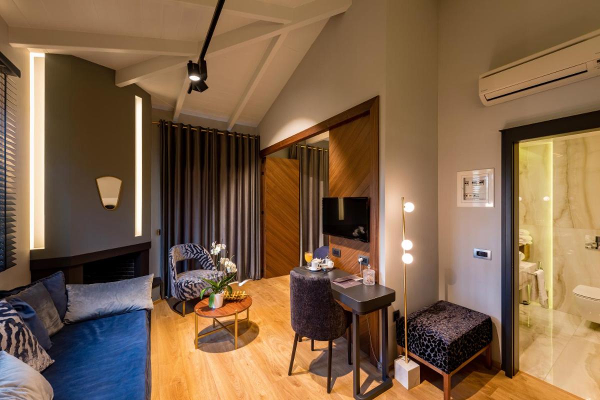 Anthemion Suites and Villas