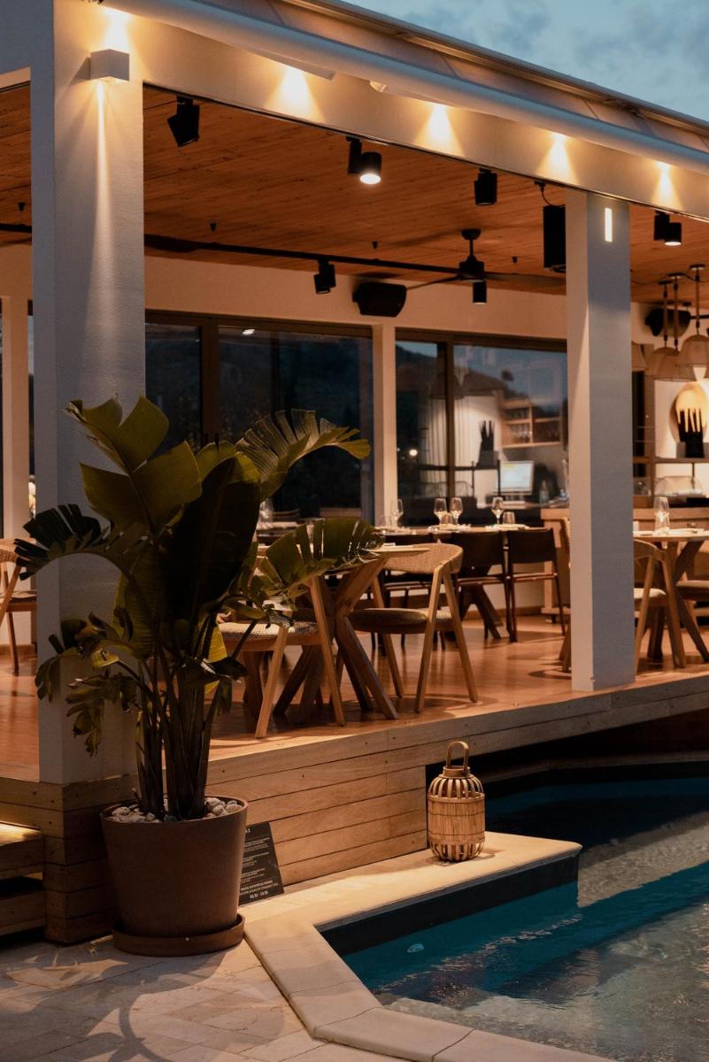 Anthemion Suites and Villas