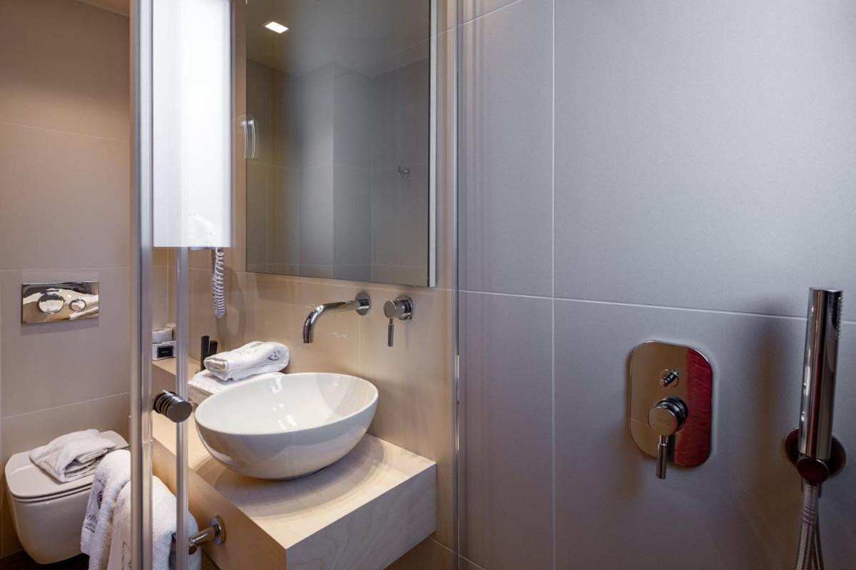 Anthemion Suites and Villas