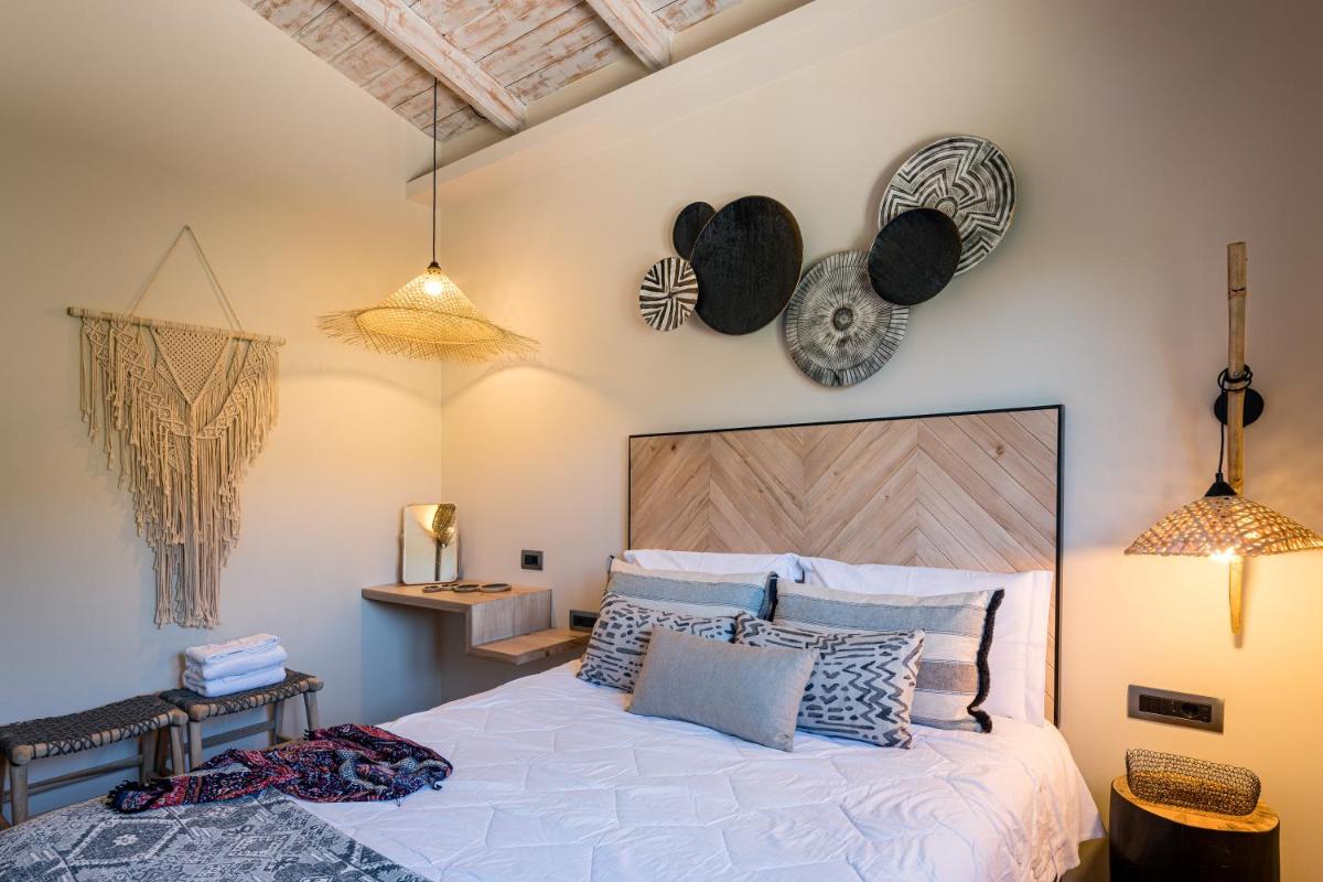 Anthemion Suites and Villas