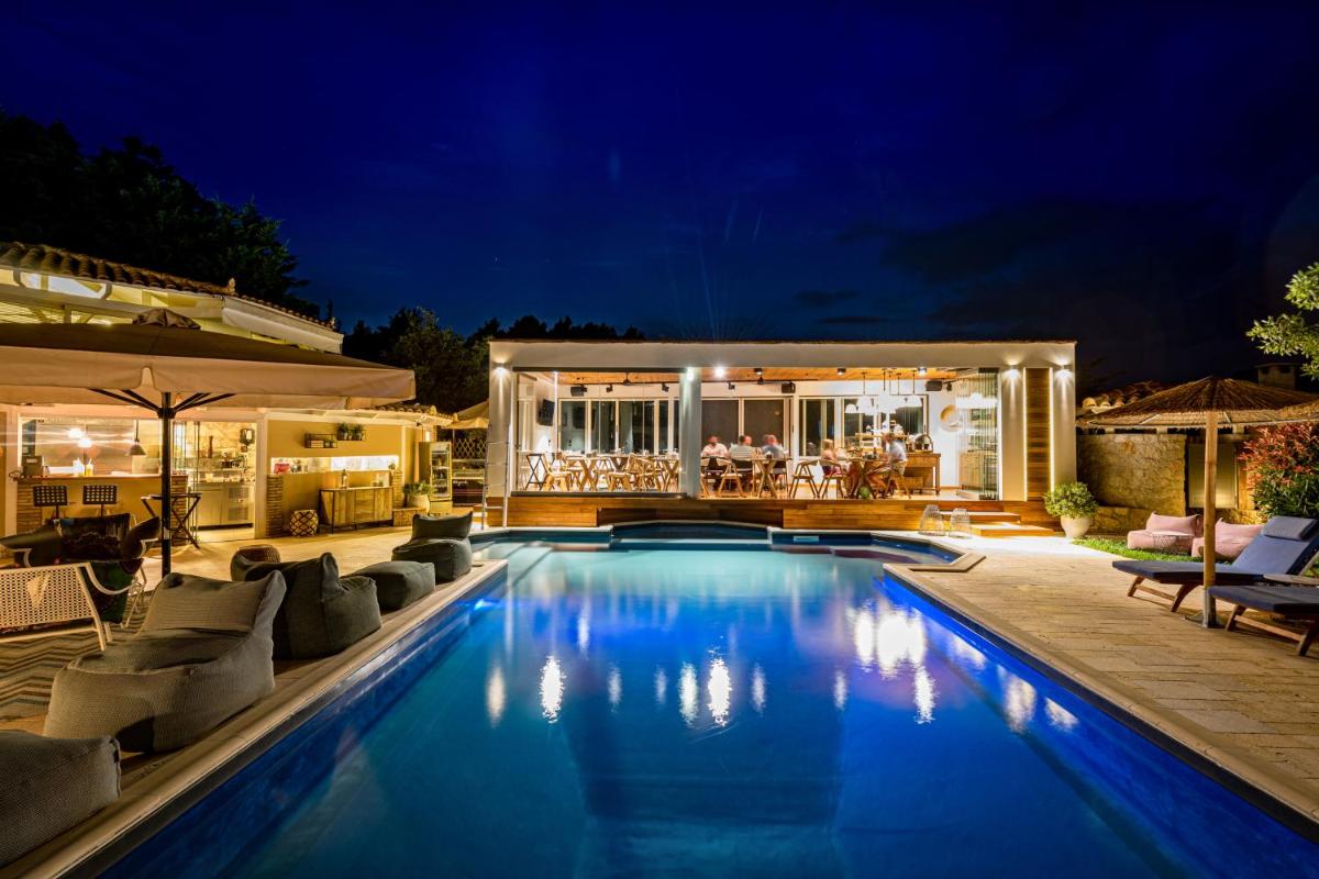 Anthemion Suites and Villas