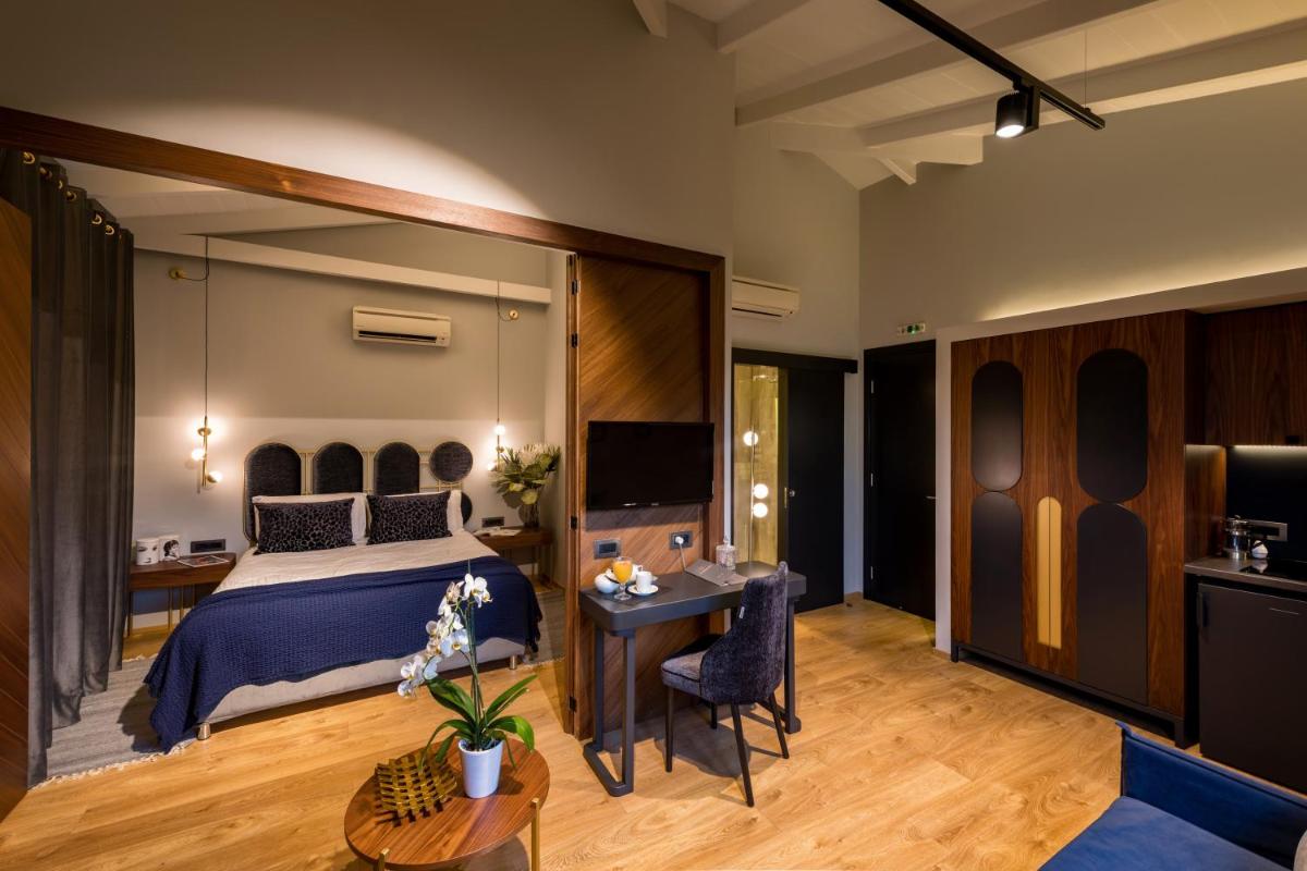 Anthemion Suites and Villas
