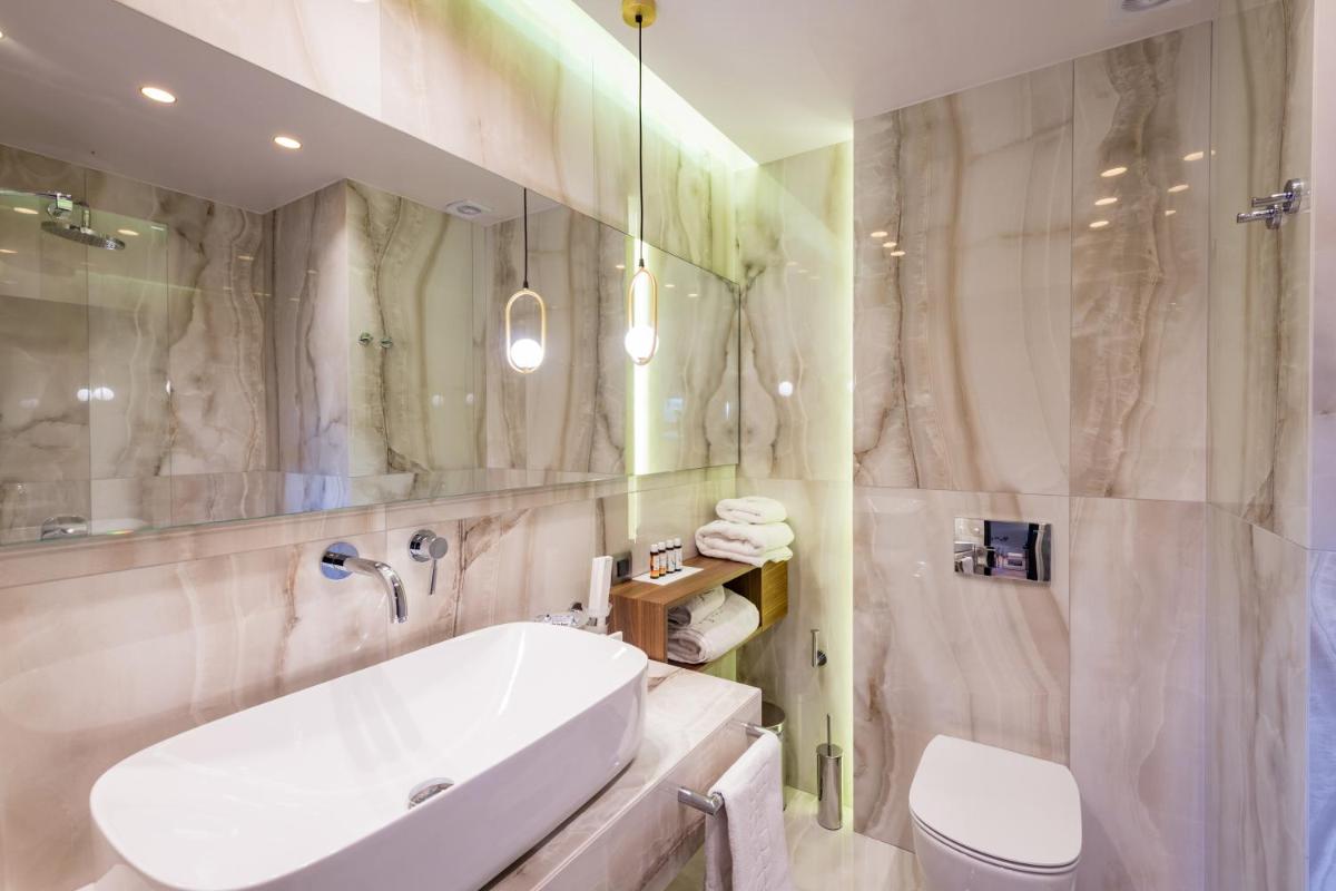Anthemion Suites and Villas