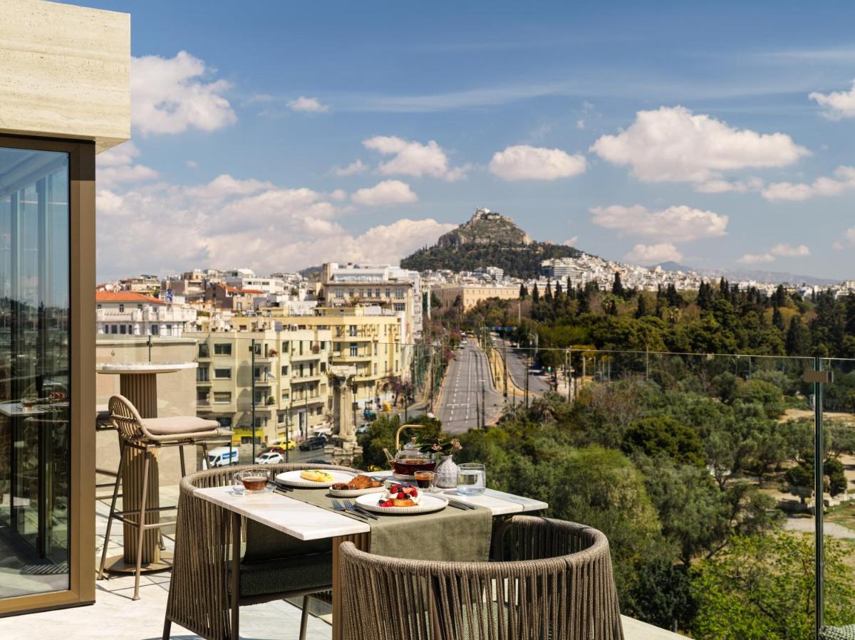 Anthology of Athens, The Leading Hotels of the World