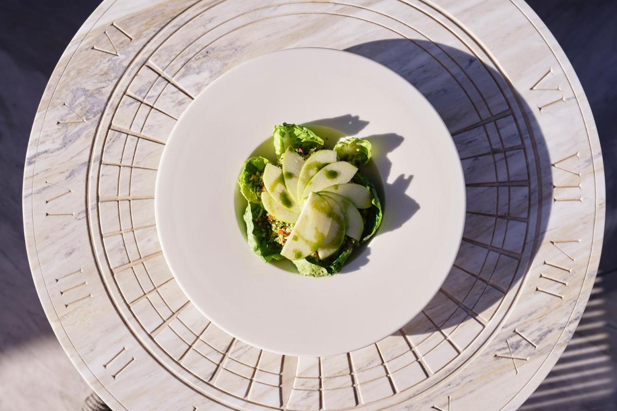 Anthology of Athens, The Leading Hotels of the World