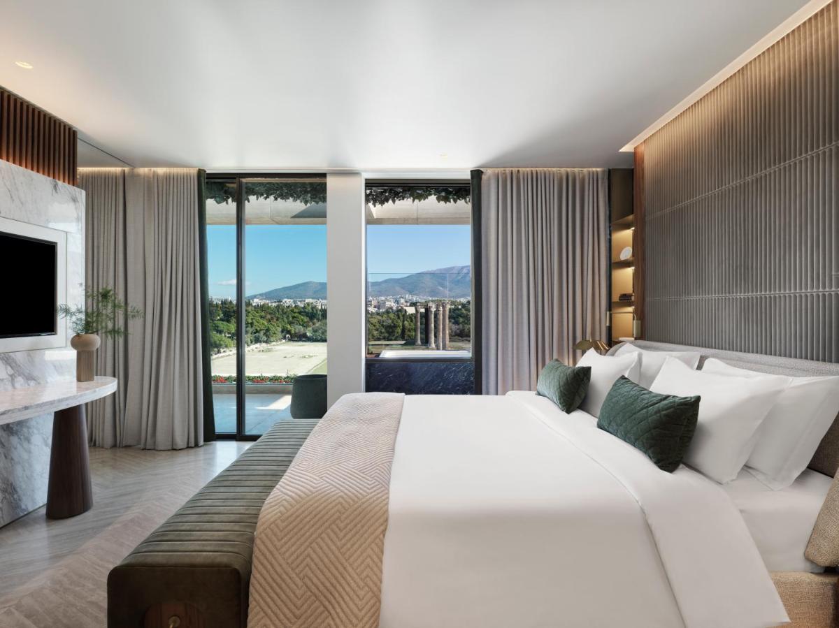 Anthology of Athens, The Leading Hotels of the World