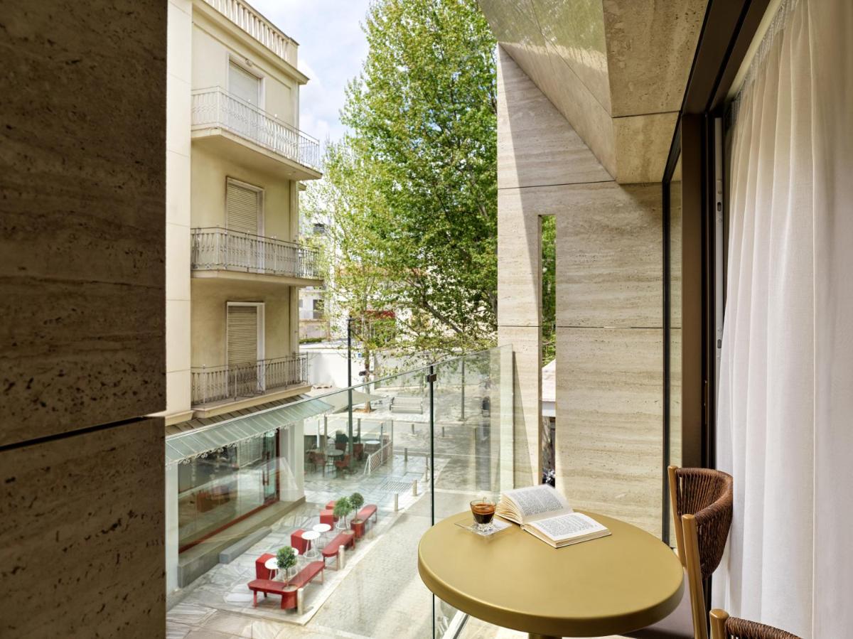 Anthology of Athens, The Leading Hotels of the World