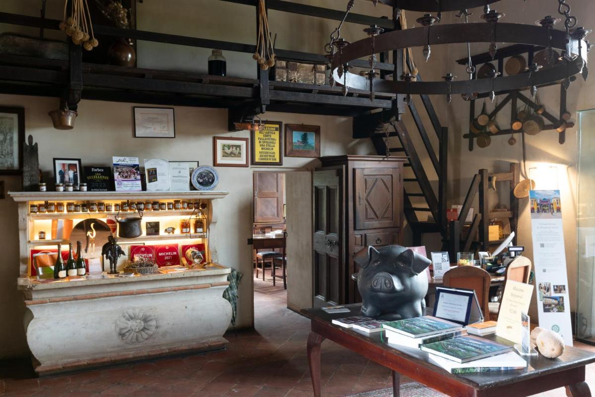 Antica Corte Pallavicina Relais