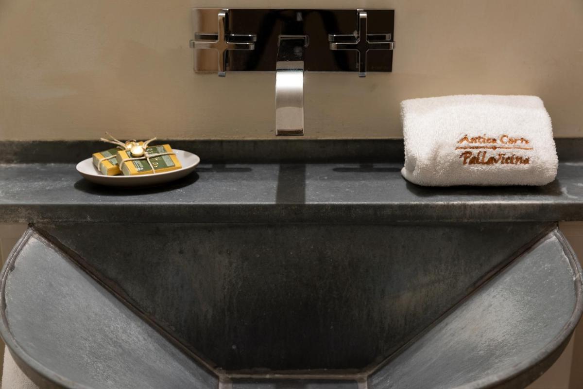 Antica Corte Pallavicina Relais