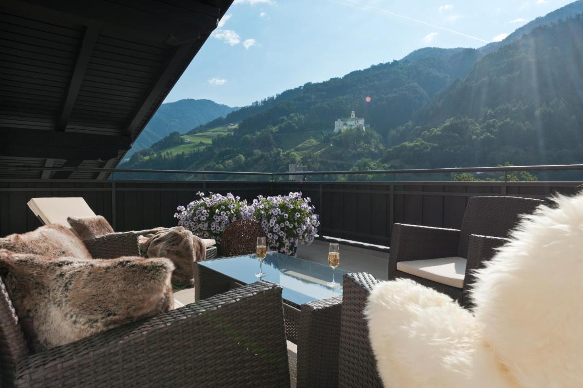 Burgus - Design Suites & Apartments