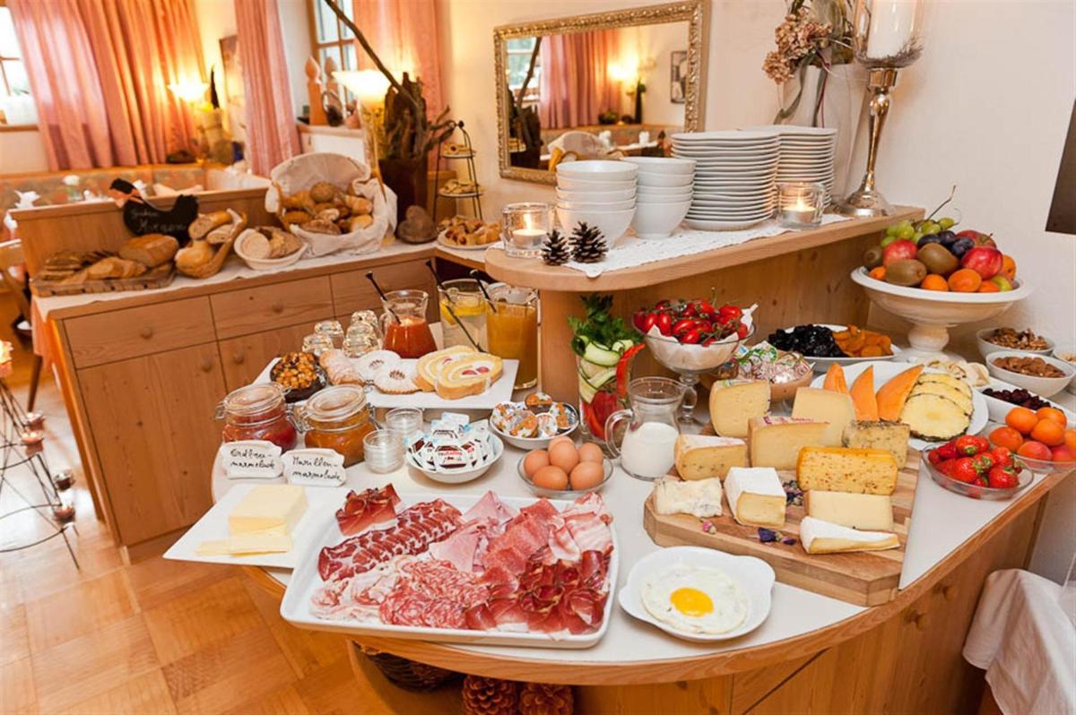 Burgus - Design Suites & Apartments