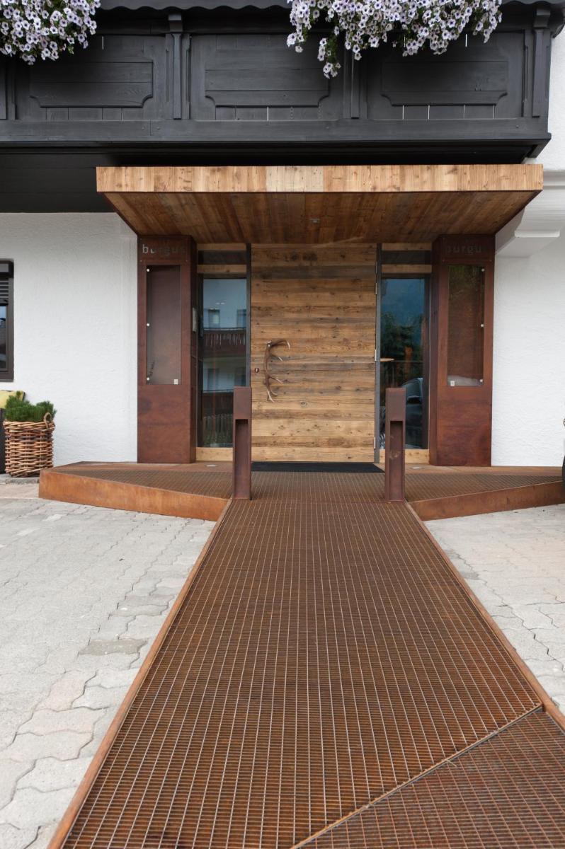 Burgus - Design Suites & Apartments