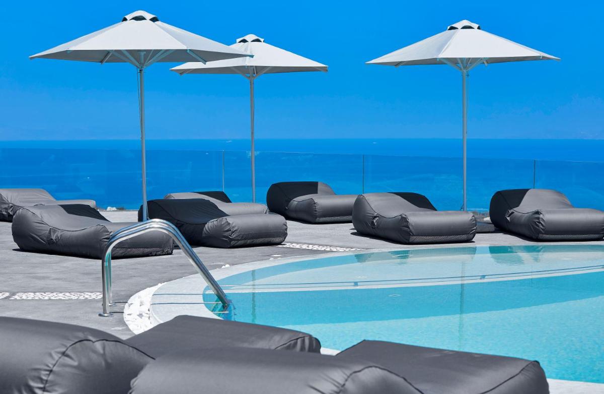 Aperanto Suites