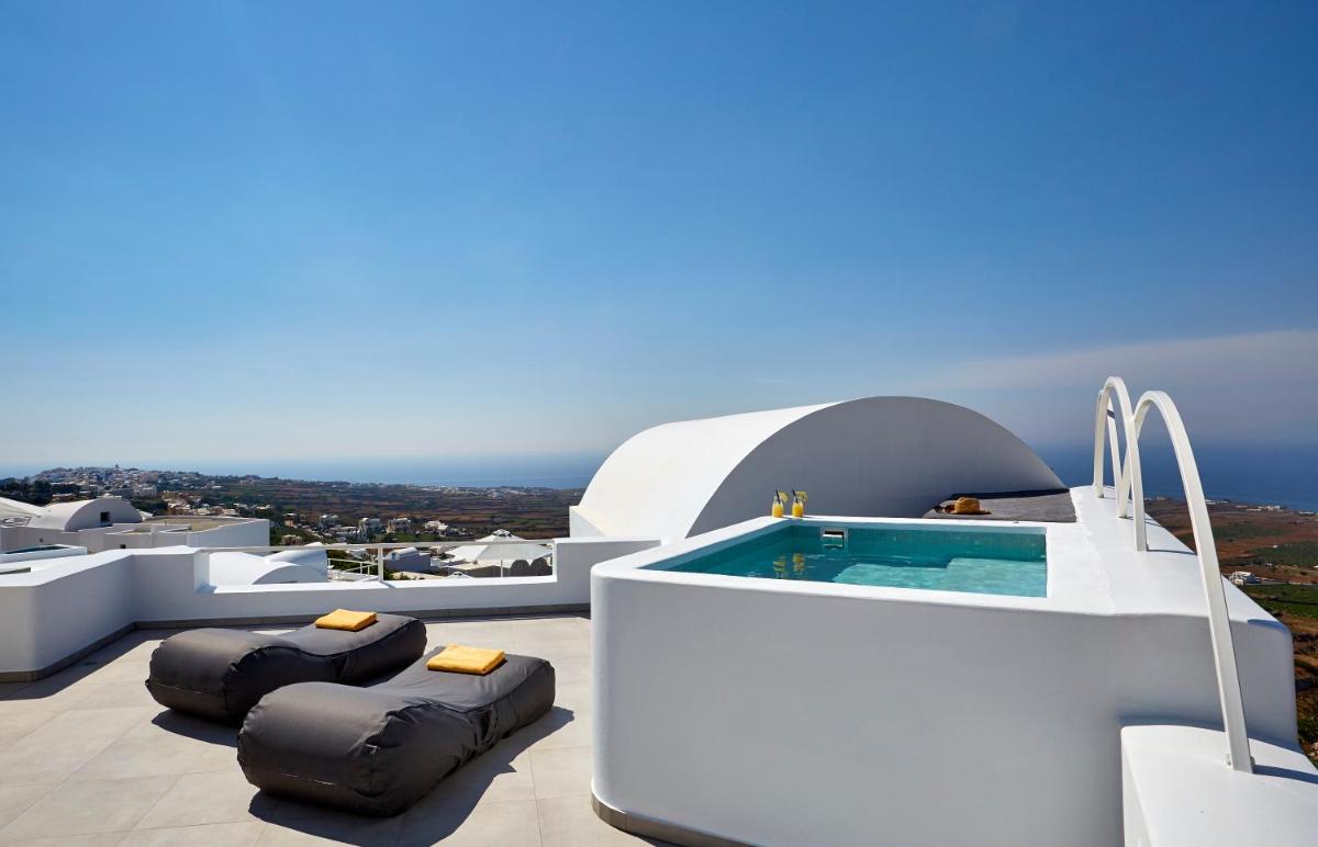 Aperanto Suites