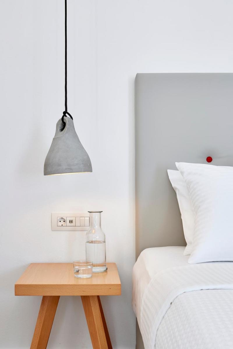 Aperanto Suites