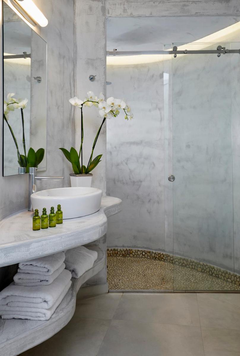 Aperanto Suites