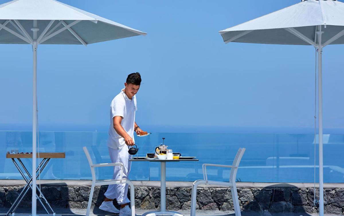 Aperanto Suites
