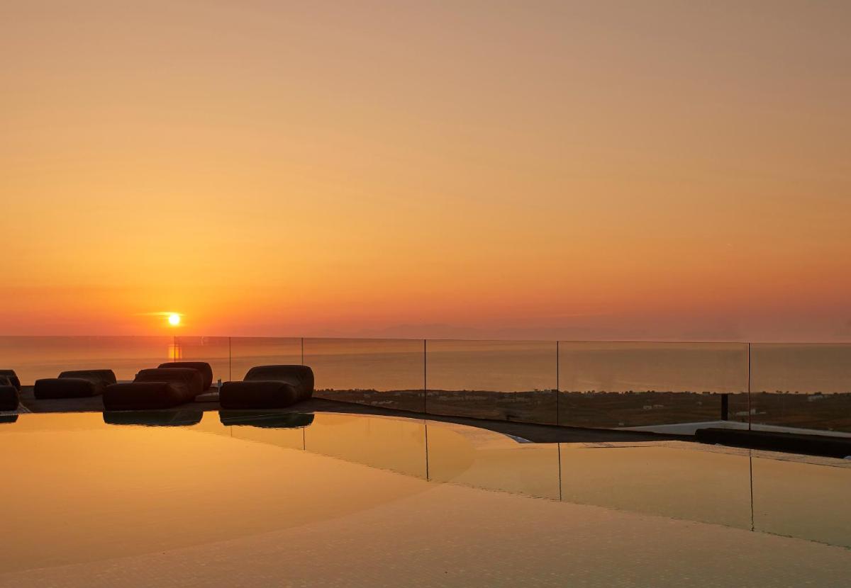 Aperanto Suites