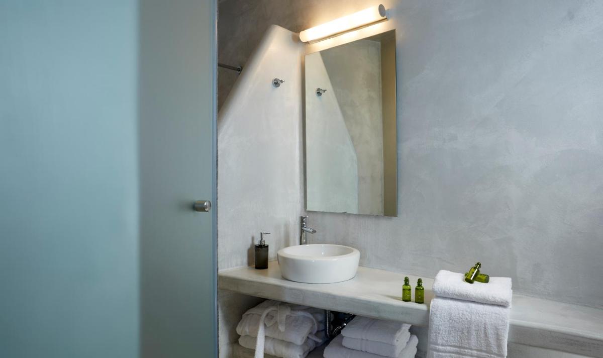 Aperanto Suites