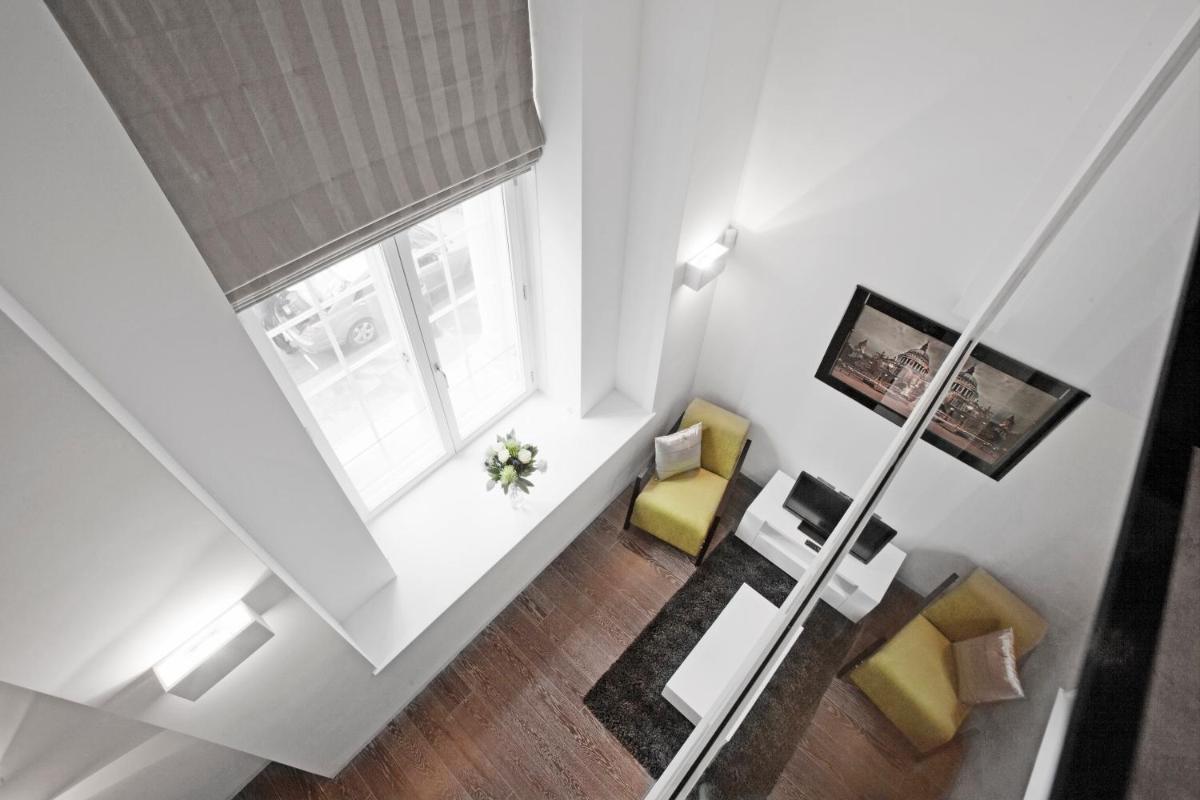 Apple Apartments The Strand