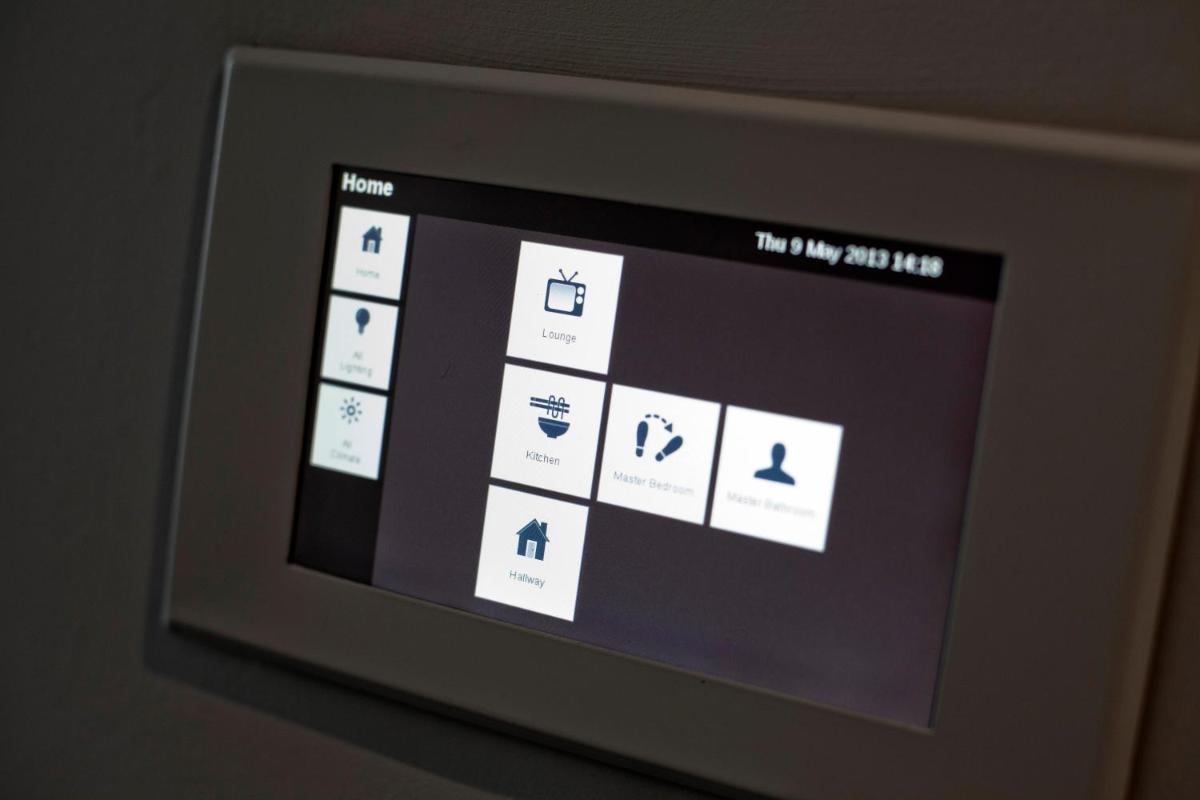 Apple Apartments The Strand