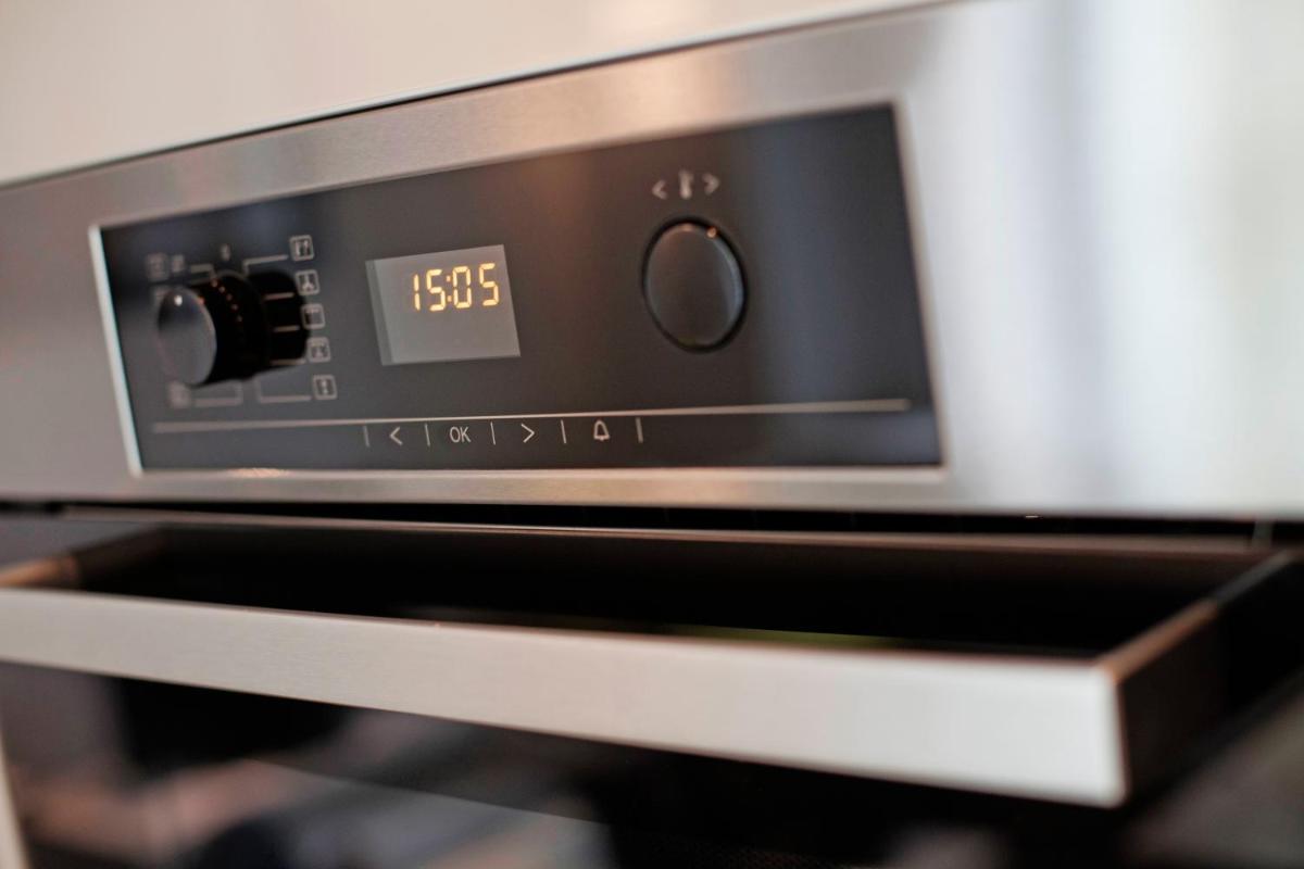 Apple Apartments The Strand