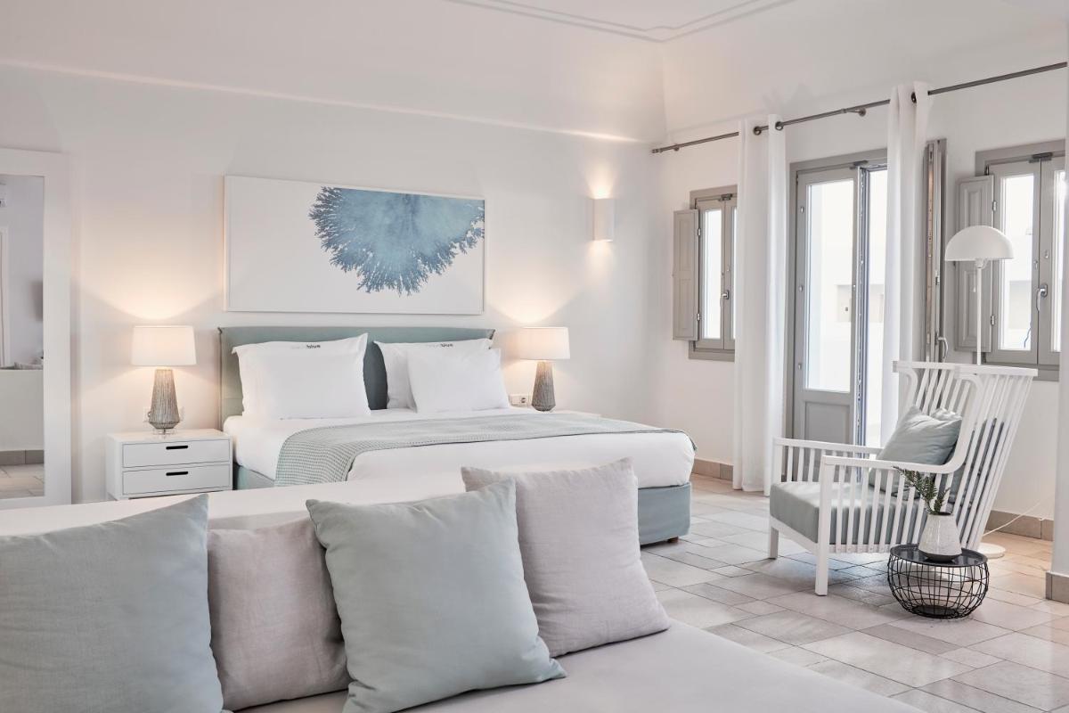 Aqua Blue Beach Hotel