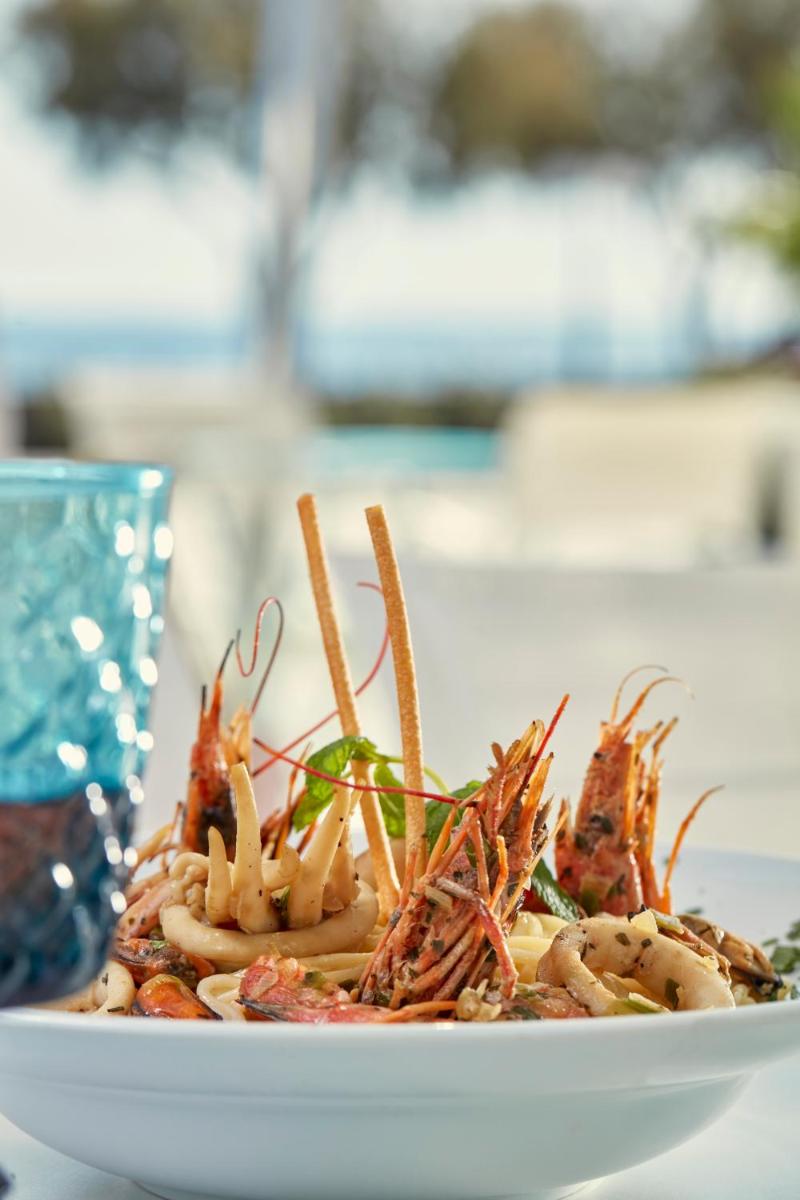 Aqua Blue Beach Hotel