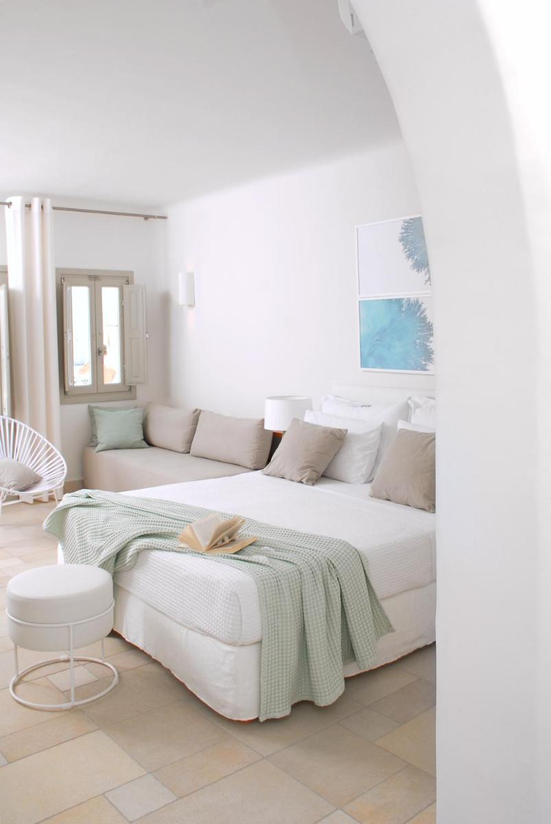 Aqua Blue Beach Hotel